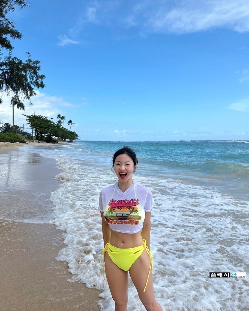 ㅇㅎ)산 속에 백만송희였어 수영복도-14