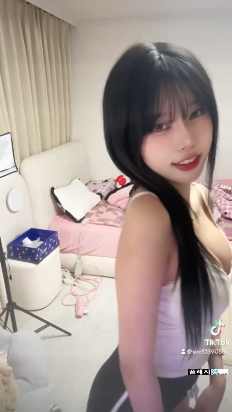 최솜이 끈나시 돌핀팬츠-3