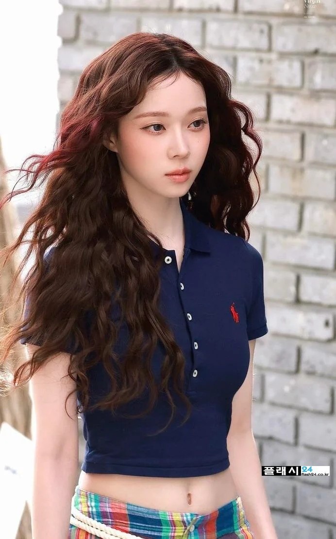 에스파 윈터 타이트한 단추 티셔츠