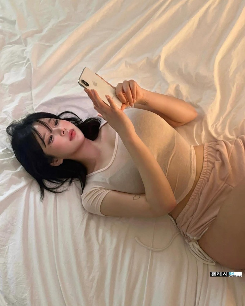 얘는 인스타 아이디가 무척 궁금해지네-9