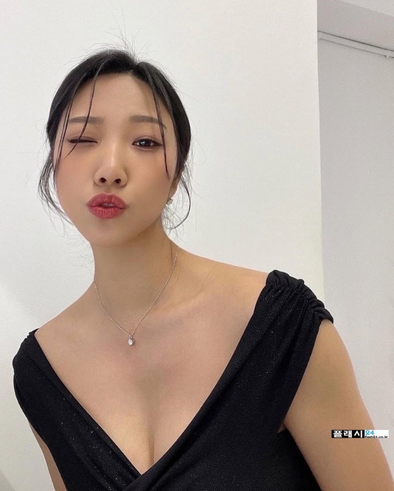 피트니스녀 김지수 스포엑스 레깅스