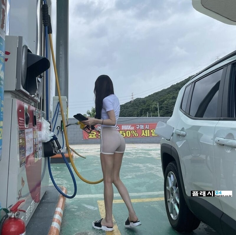ㅇㅎ)나 주유소 처자 좋아하나봐