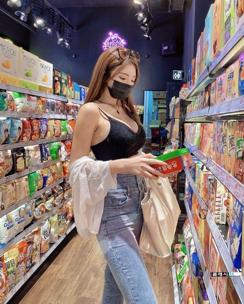 대만판 편의점 민폐녀