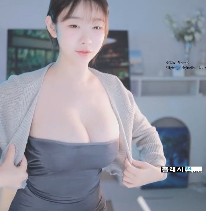 새댁 느낌의 미시룩입은 둘기얏-7