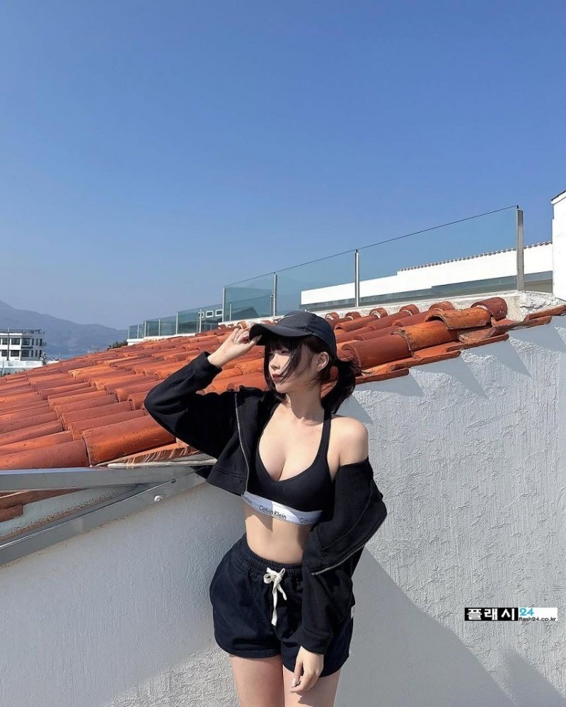 ㅇㅎ)운동나온 코코 김아영 CK 블랙 브라-5