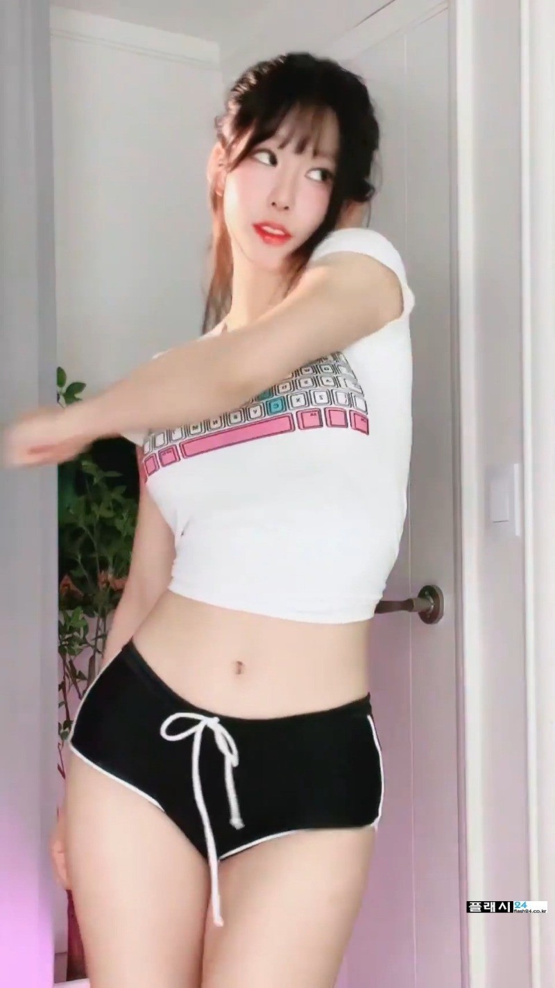 ㅇㅎ)갓세희 탄탄한 돌핀 뒤태-4