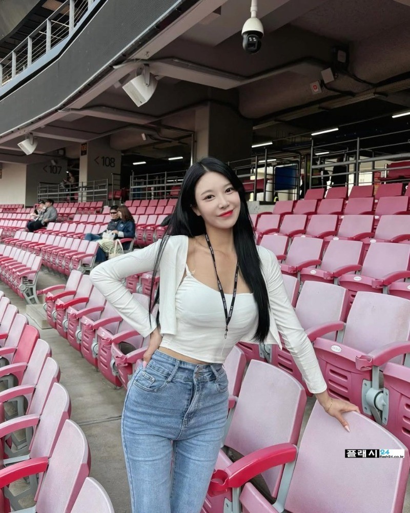 같이 여행 다니고 싶은 치어리더 원민주-2