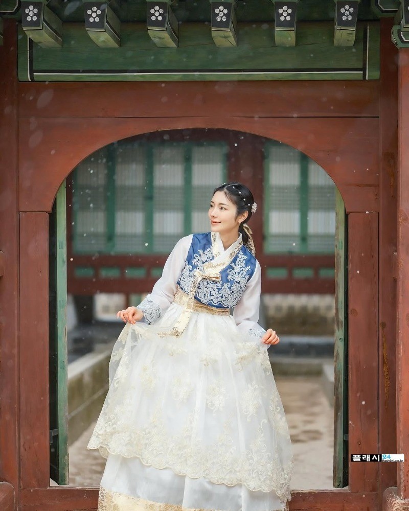 한국에 온 배우 카에데 카렌-5