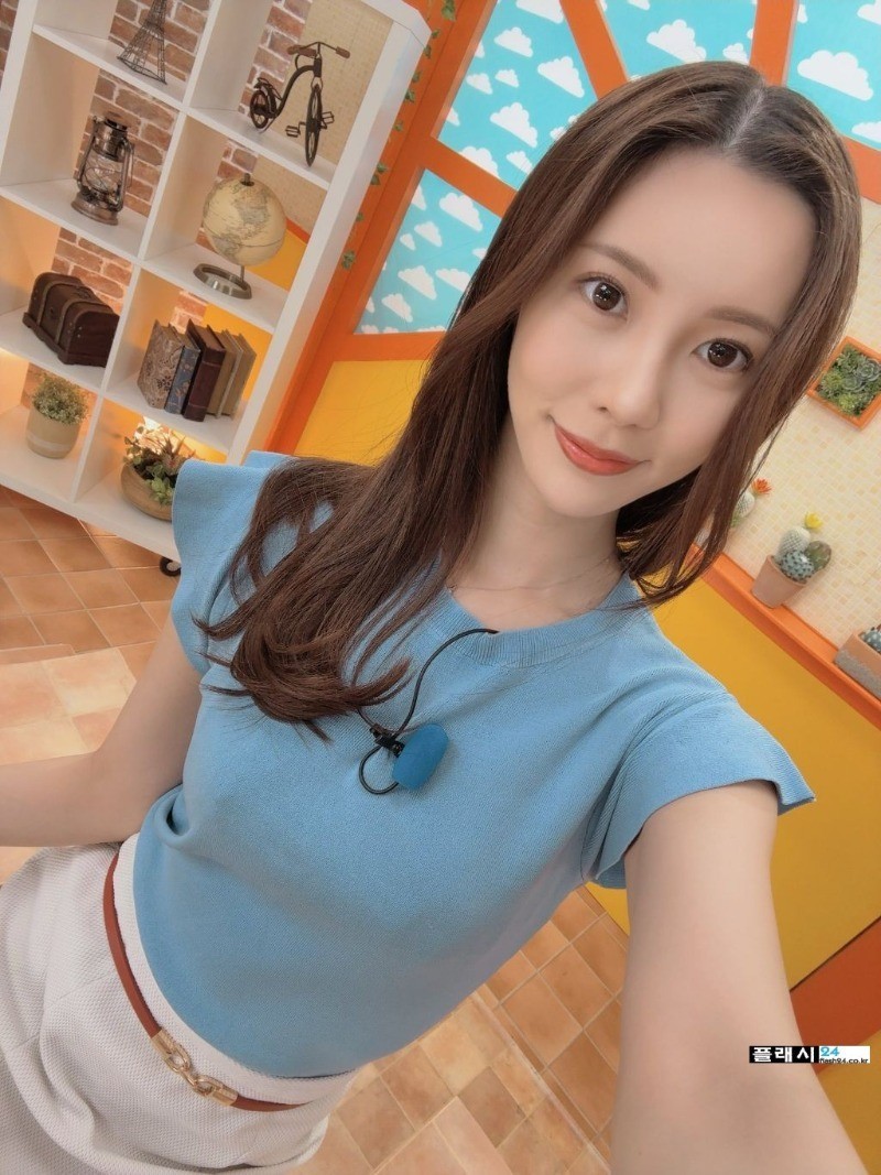 허리돌림 장난 아닌 배우 미즈하타 아사미-3