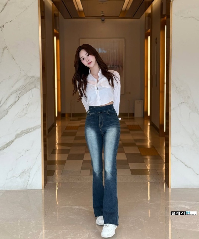 ㅇㅎ)이지현 이런 여직원 꼭 비서 삼고싶다-3