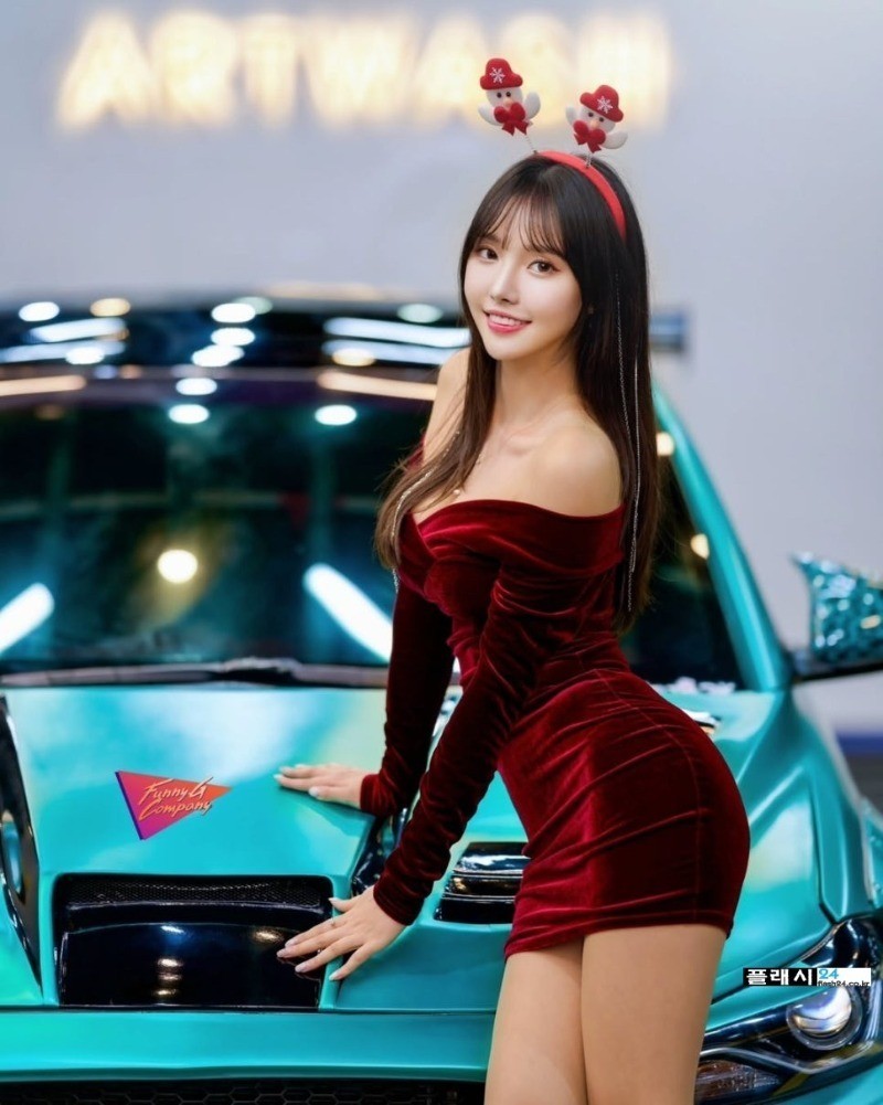 ㅇㅎ)서울모빌리티쇼 행사 레이싱걸 윤진 옆태