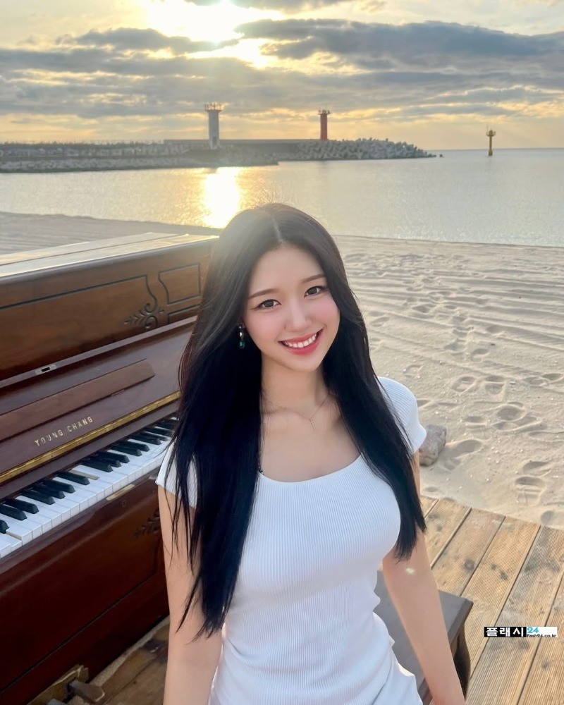 ㅇㅎ)락킷걸 한이슬 수영복-6
