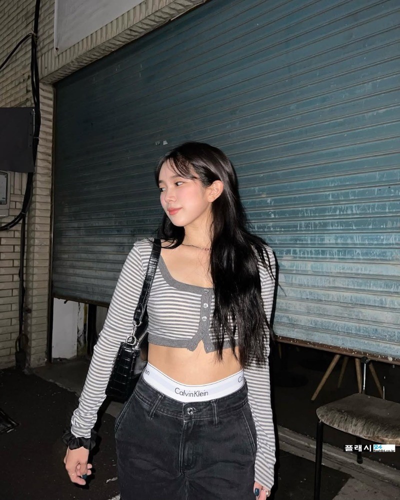 자꾸 어필하는 수비 레깅스-2
