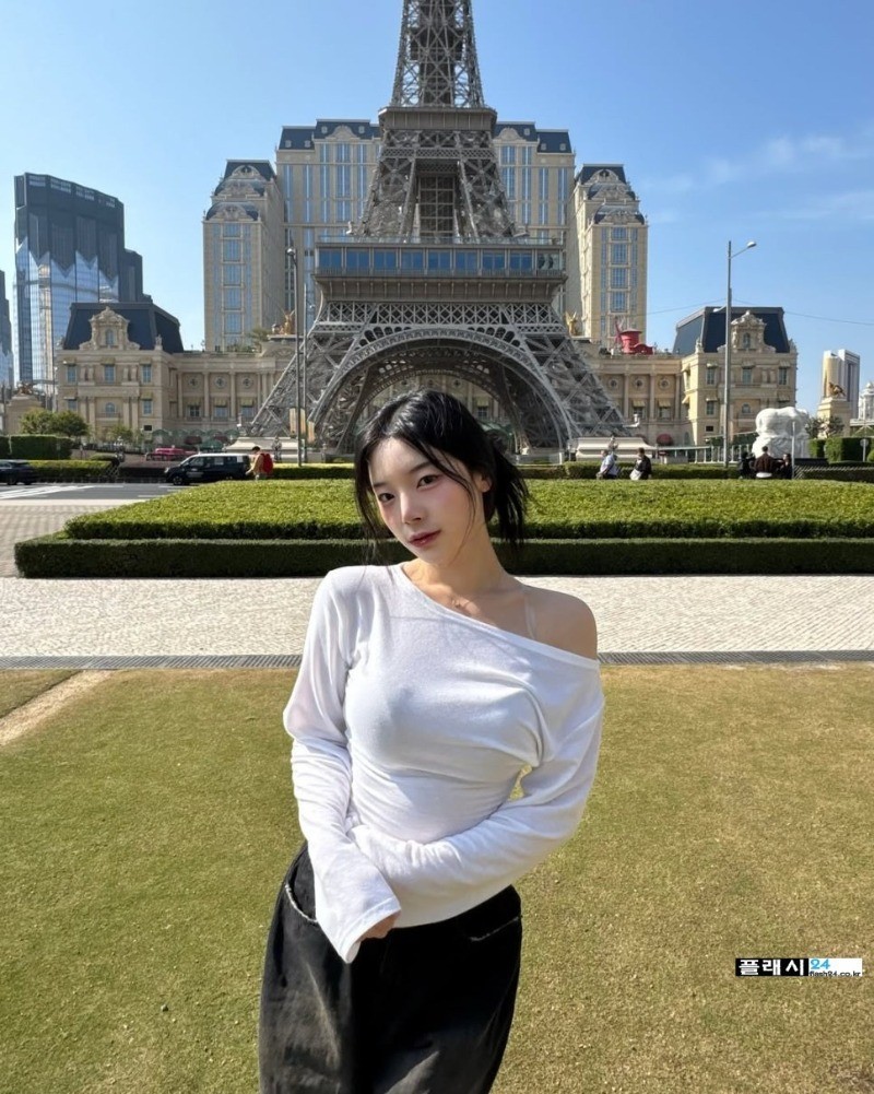 조연주 치어리더 남성 잡지 촬영중-9