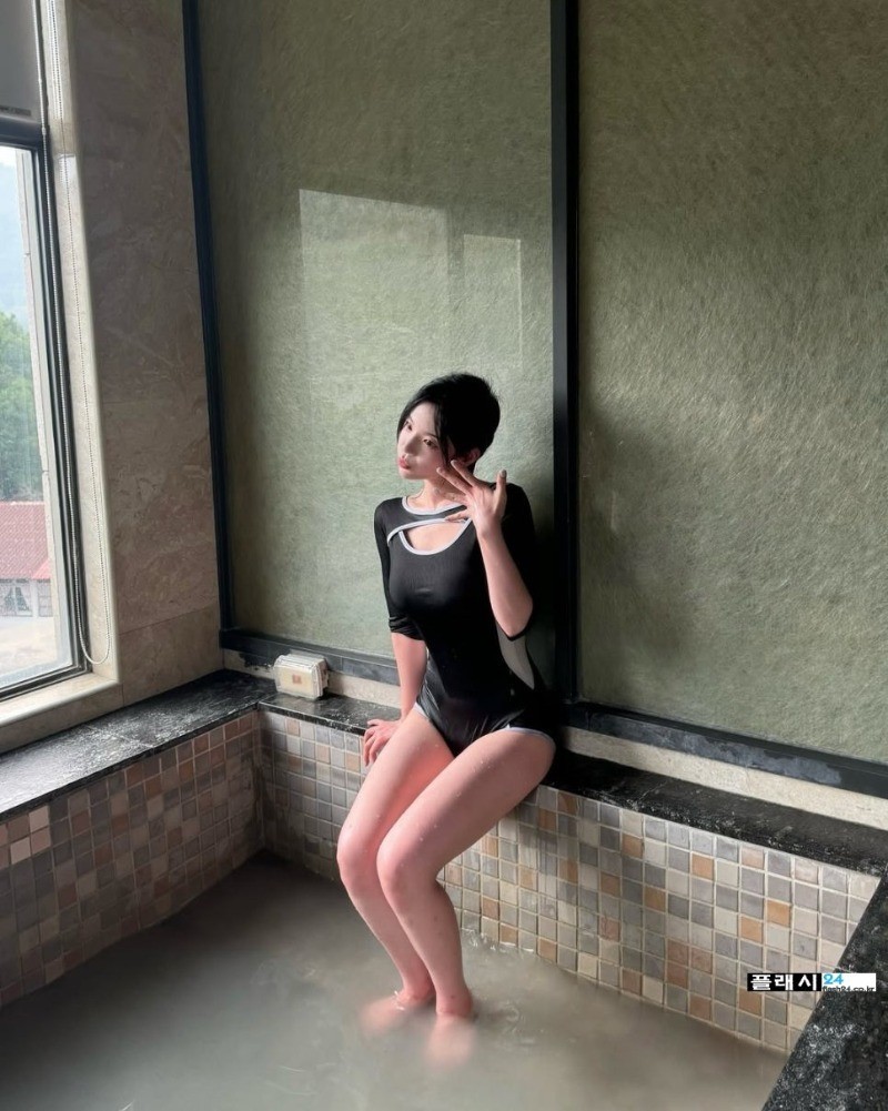 조연주 치어리더 남성 잡지 촬영중-12