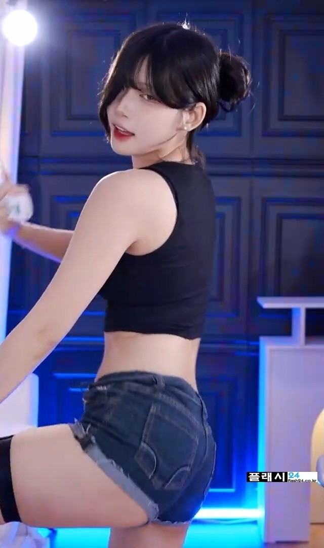 허리 튕기는 고라니율 청팬츠-2