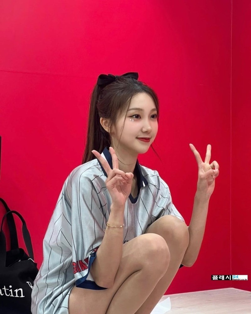 은근 쌔끈한 치어리더 박담비-2