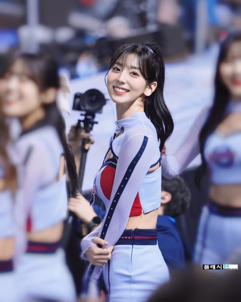 ㅇㅎ)몸매 괜찮은 치어리더 목나경-9