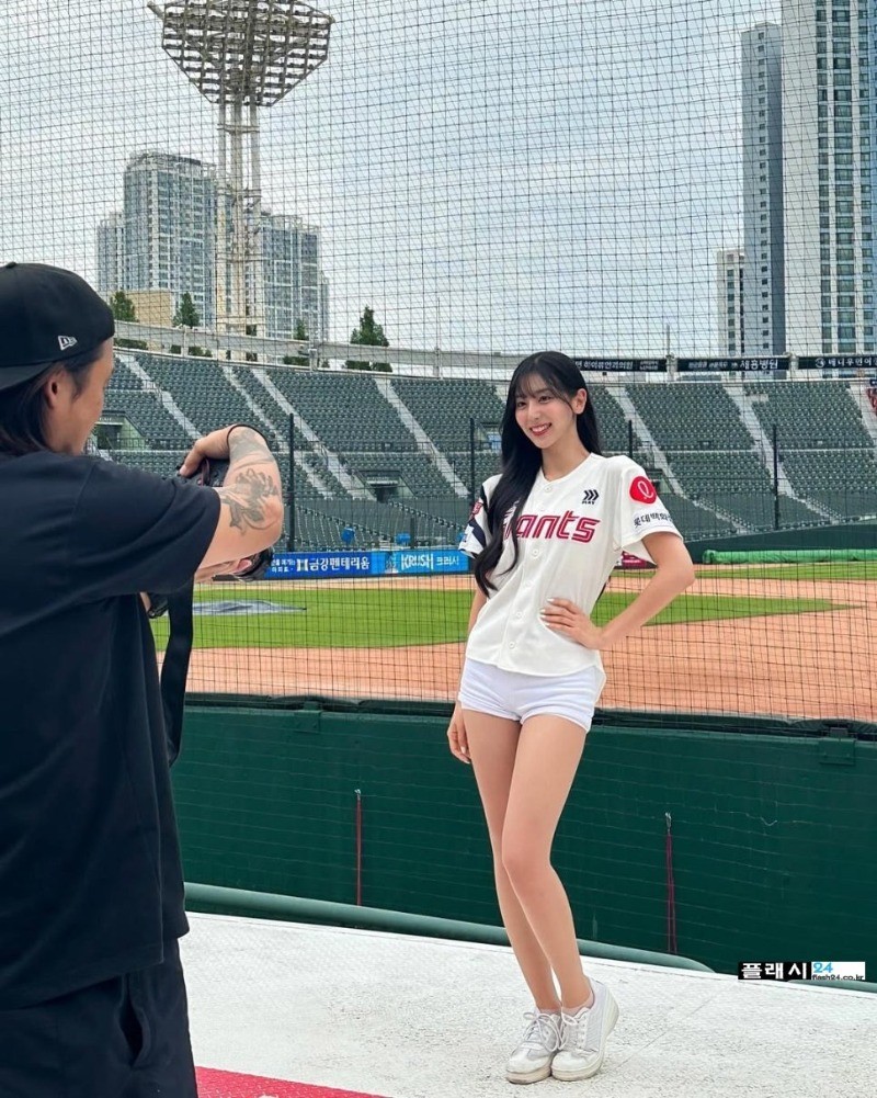 ㅇㅎ)몸매 괜찮은 치어리더 목나경-11