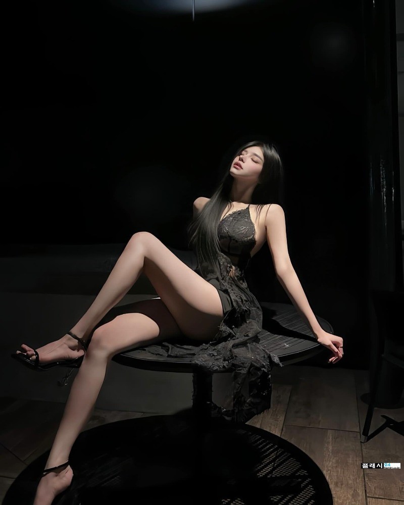 연속 세번했다는 불금 여친룩-2