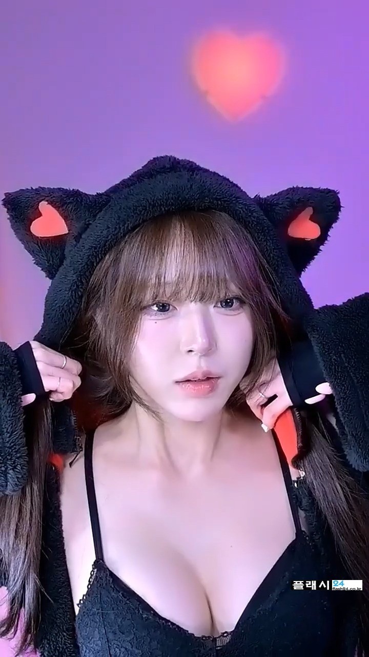 많이 더웠던 갓리타냥 우마우마-4