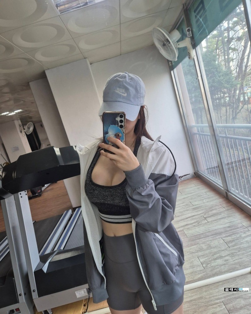 민E 운동복 수준-3