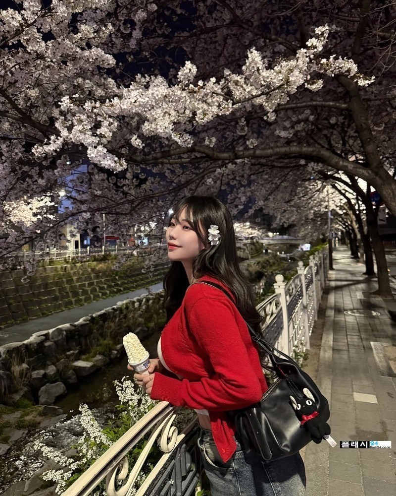 ㅇㅎ)누나랑 벚꽃 구경 꼭 하고 싶이요-15
