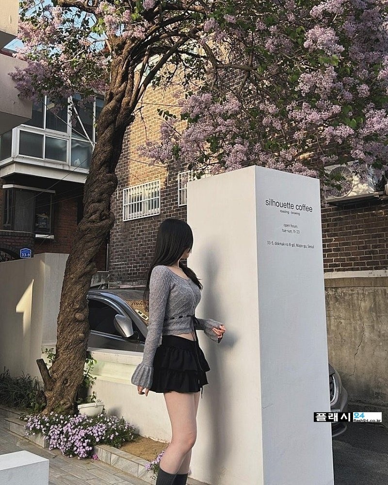 요즘 선호하는 여친룩-5