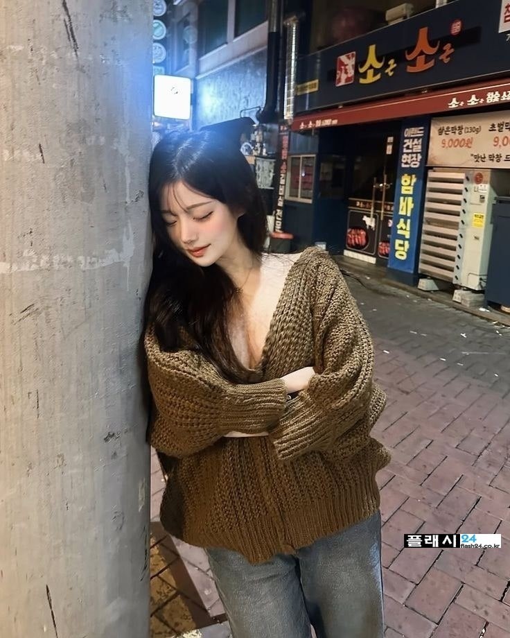 요즘 선호하는 여친룩-7