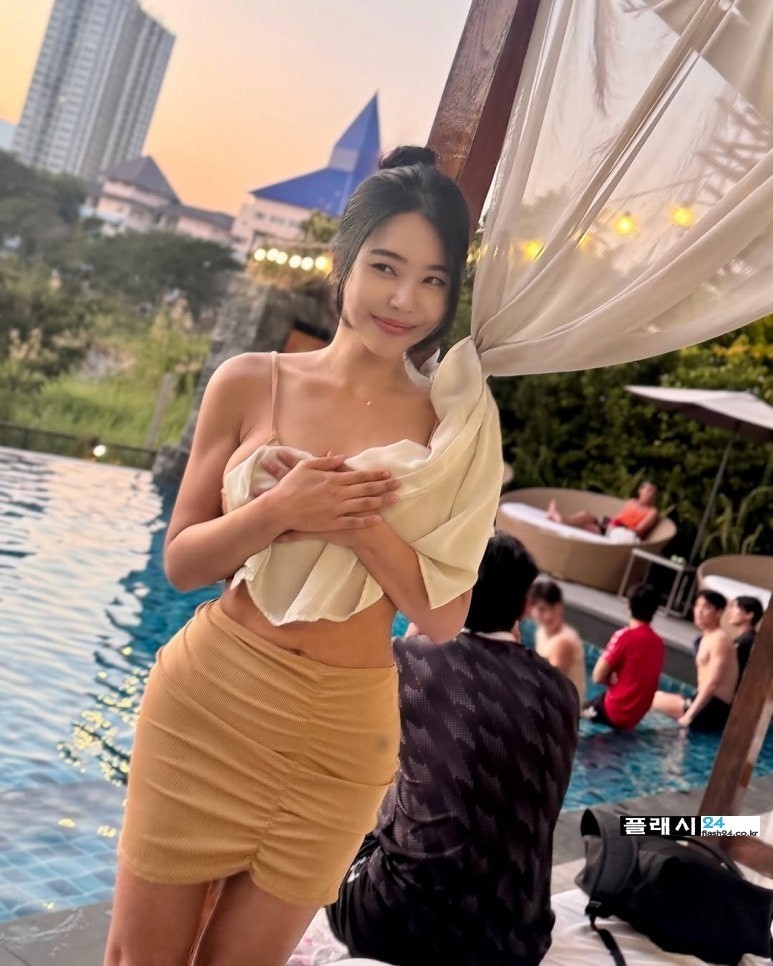 ㅇㅎ)라인이 참 좋은 레이싱 모델 김지나-5