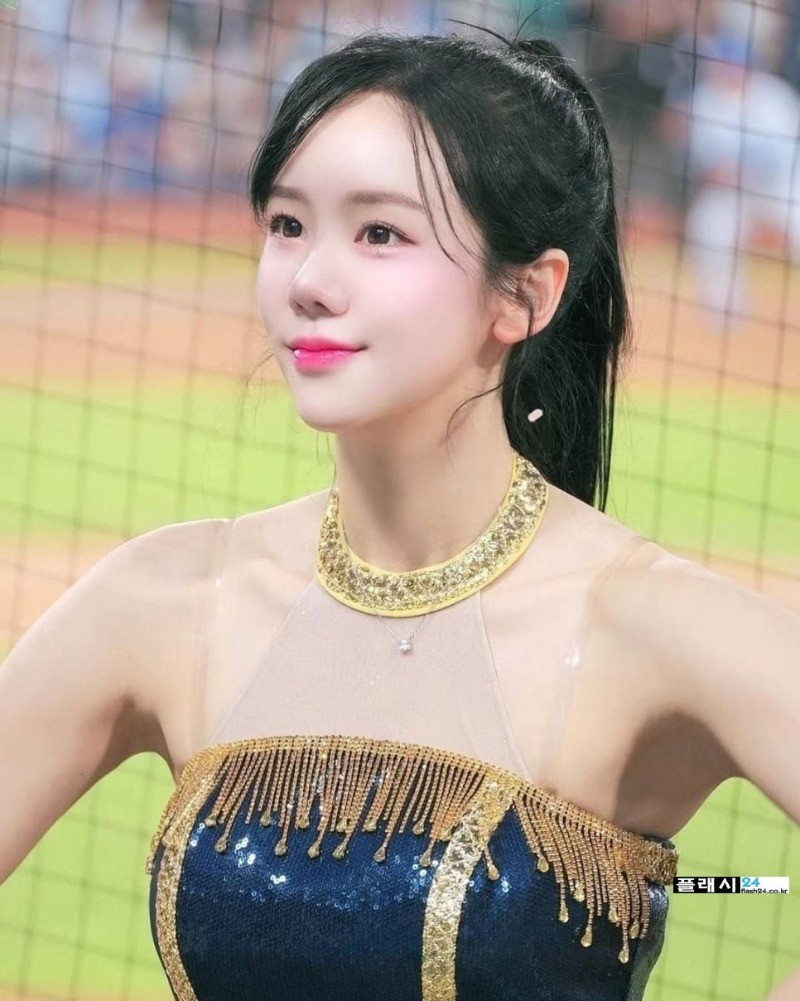 치어리더 강지유 감추고있었네-3