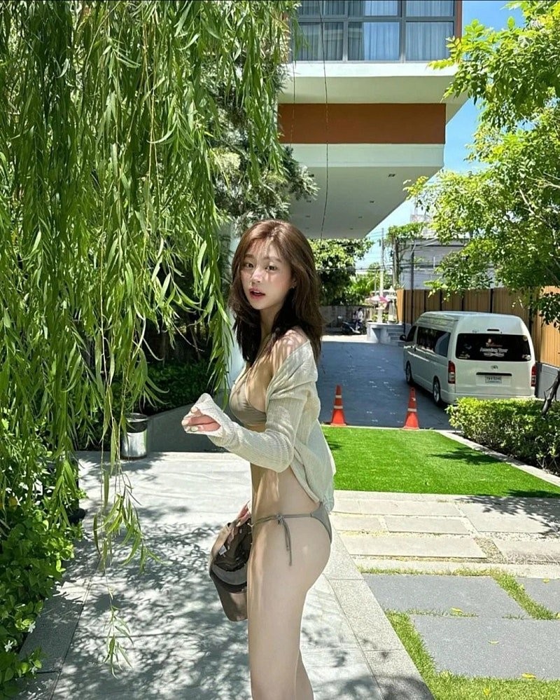 그 귀하다는 가슴 큰 슬랜더 스타일-2