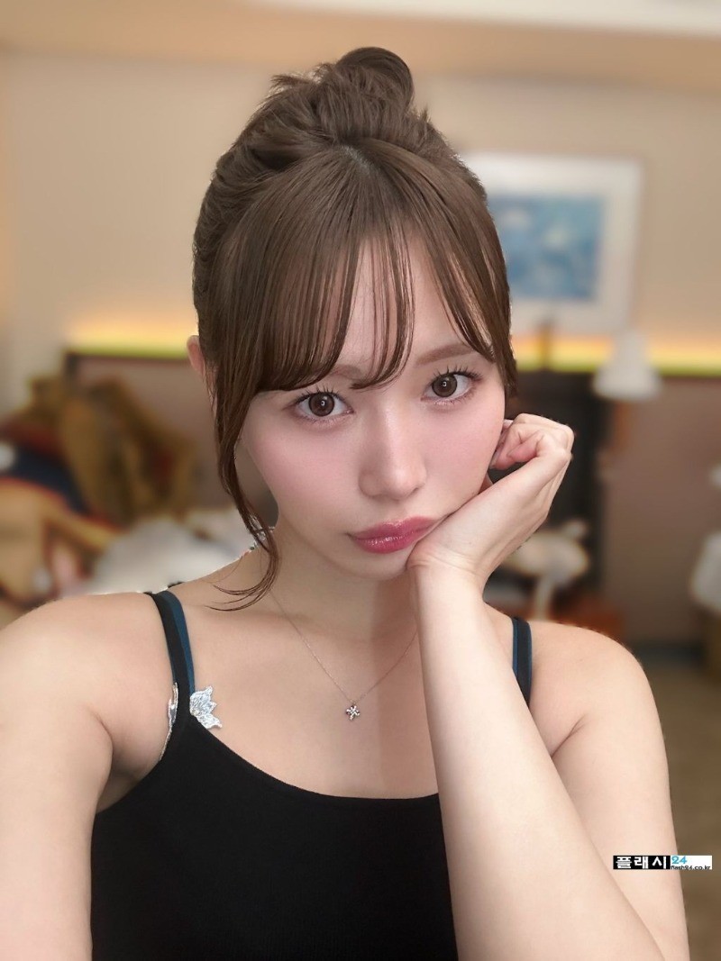 요즘 폼 피부 좋고 완성형 슬랜더 배우 샤쿠 아리스-5