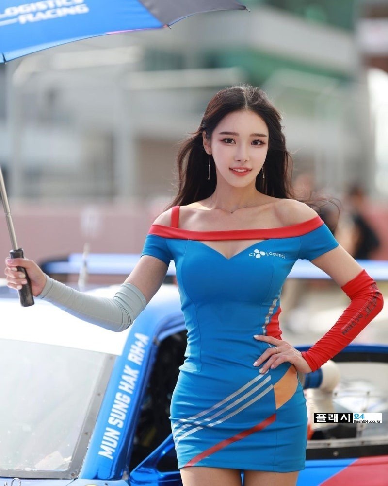 레이싱모델 유리안 거기에 타투가있구나-20