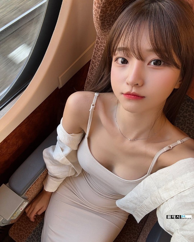 ㅇㅎ)미시룩입고 여행중인 BJ 박민정-11