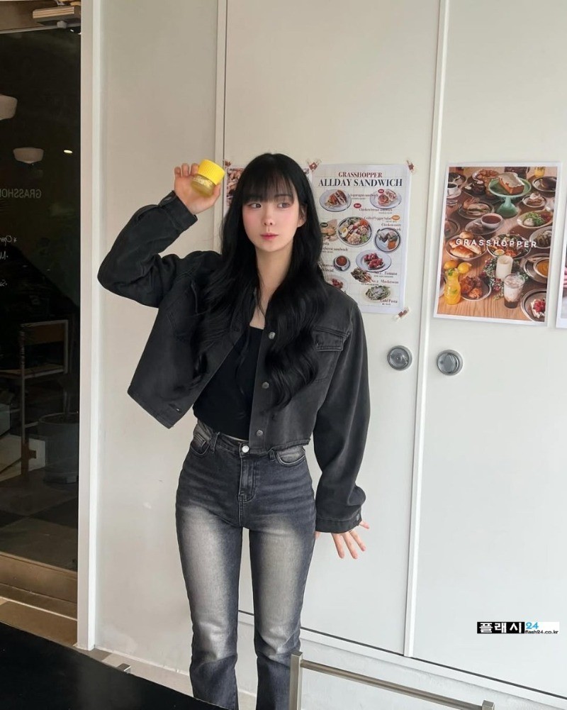 ㅇㅎ)치어리더 박슬비 탄탄한 흰팬츠-7