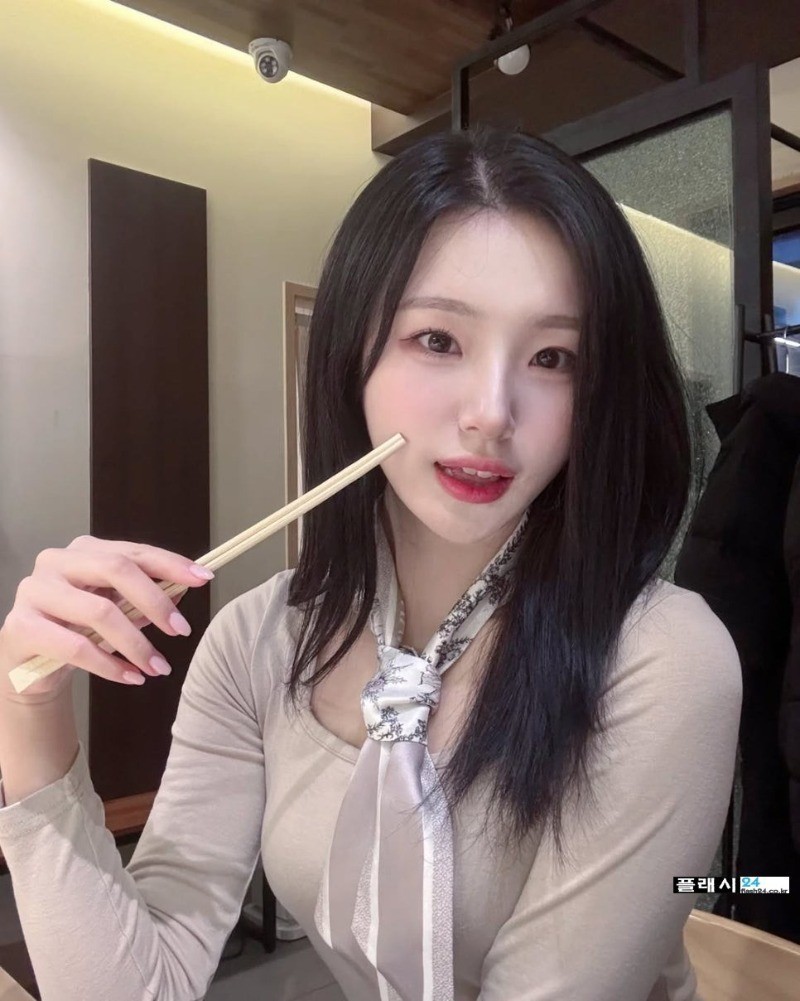 치어리더 염세빈 은근 굴곡진 치어리딩-2
