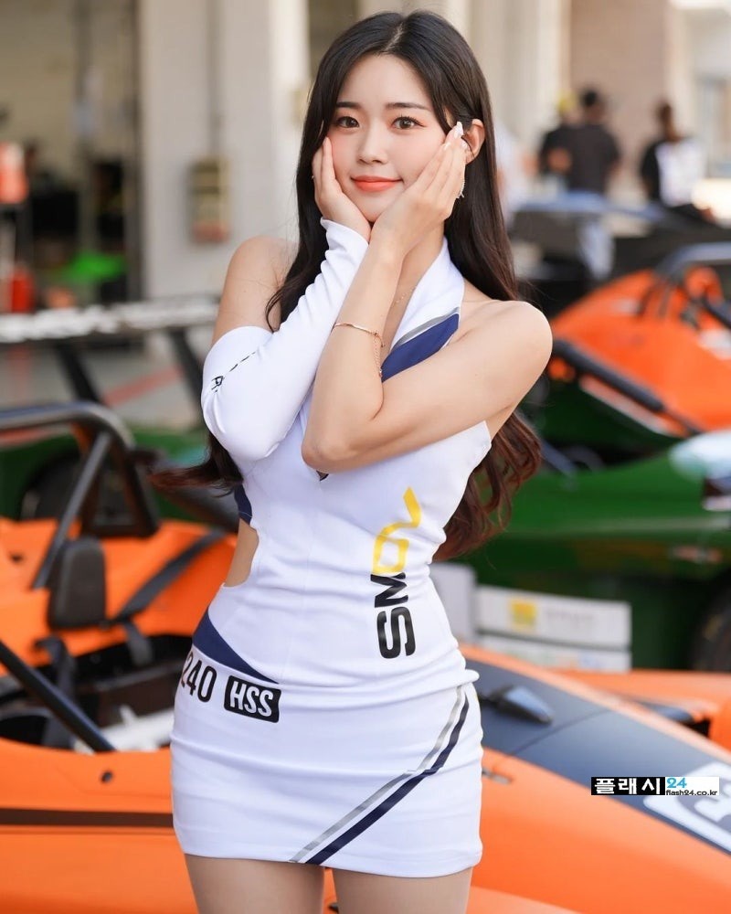 ㅇㅎ)남자들 끌리게하는 모델 홍지은-7