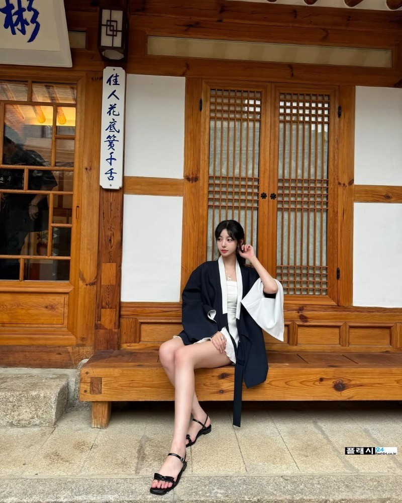 치지직 난리나게 만든 존예 신입 여캠 일로하