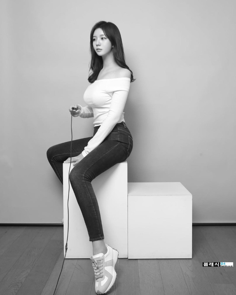 치지직 난리나게 만든 존예 신입 여캠 일로하-13