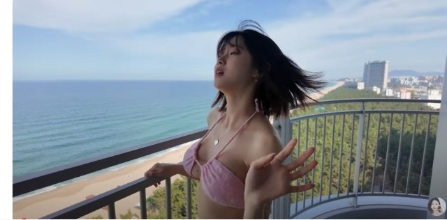 장은비 비키니 공개.. jpg