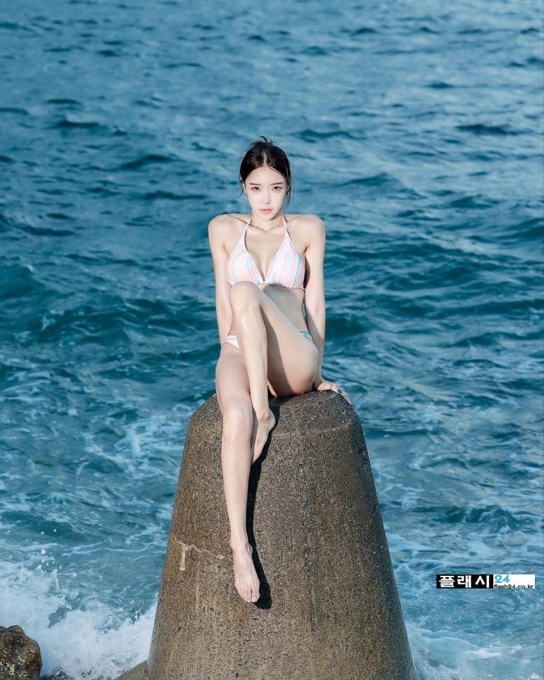 ㅇㅎ)레이싱 모델 유리안 남친만 알수있는 타투 부위-6