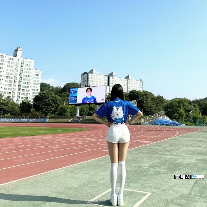 유난히 좋은 치어리더 강수경 다리 각선미-11