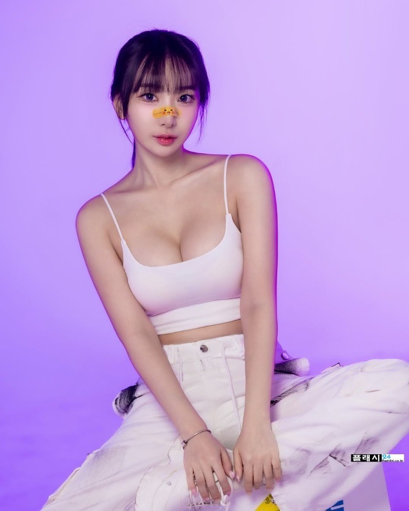 레이싱모델 E다연 볼륨감 인스타-2