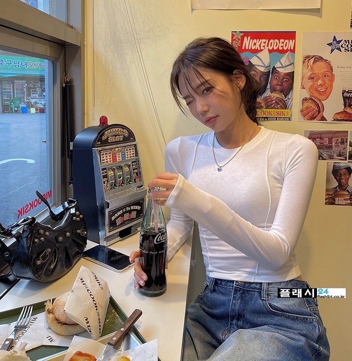 ㅇㅎ)아침부터 빵 먹기는 참을수없지-8