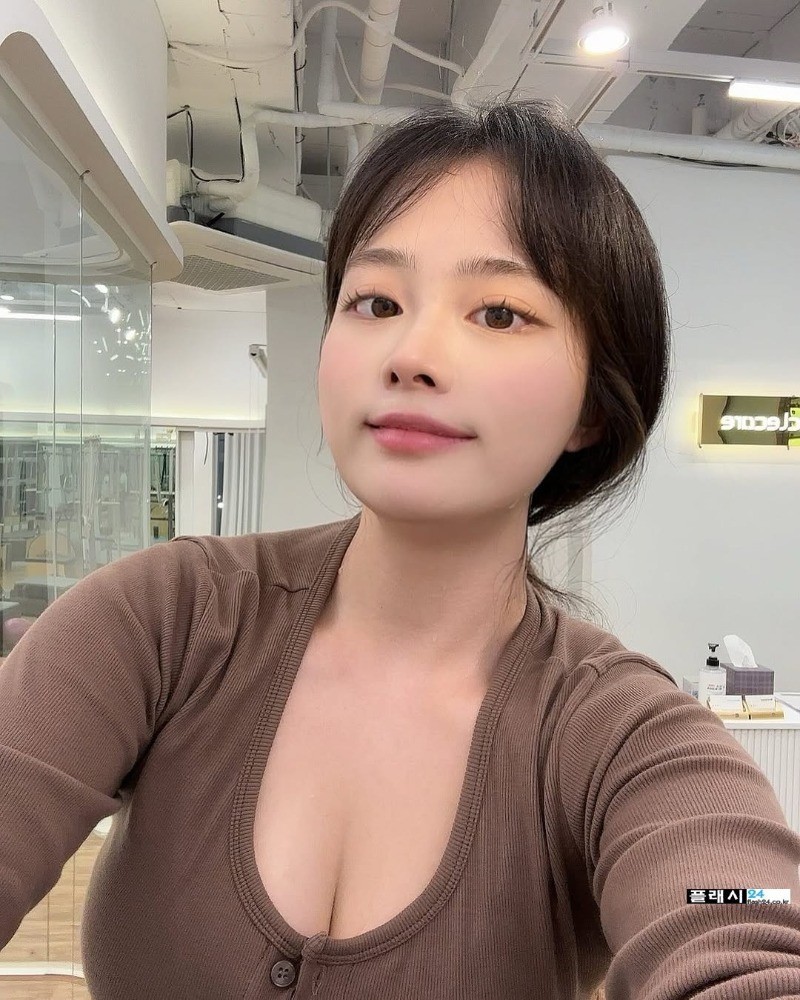 무거워 보이는 필라테스 강사 나은-4