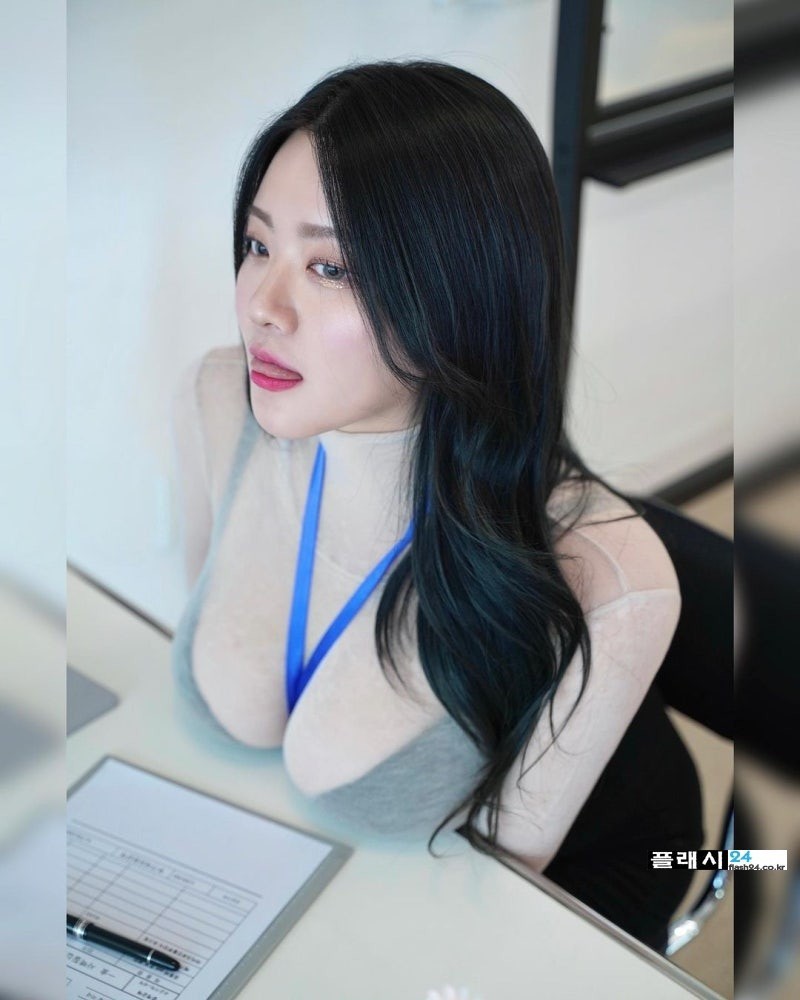 사고 싶어지는 디지털 크리에이터 세연-9