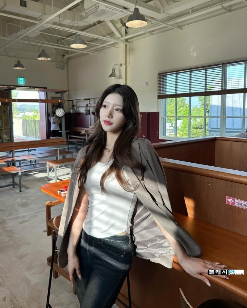 ㅇㅎ)윤지나 윤지나 데이트룩-2