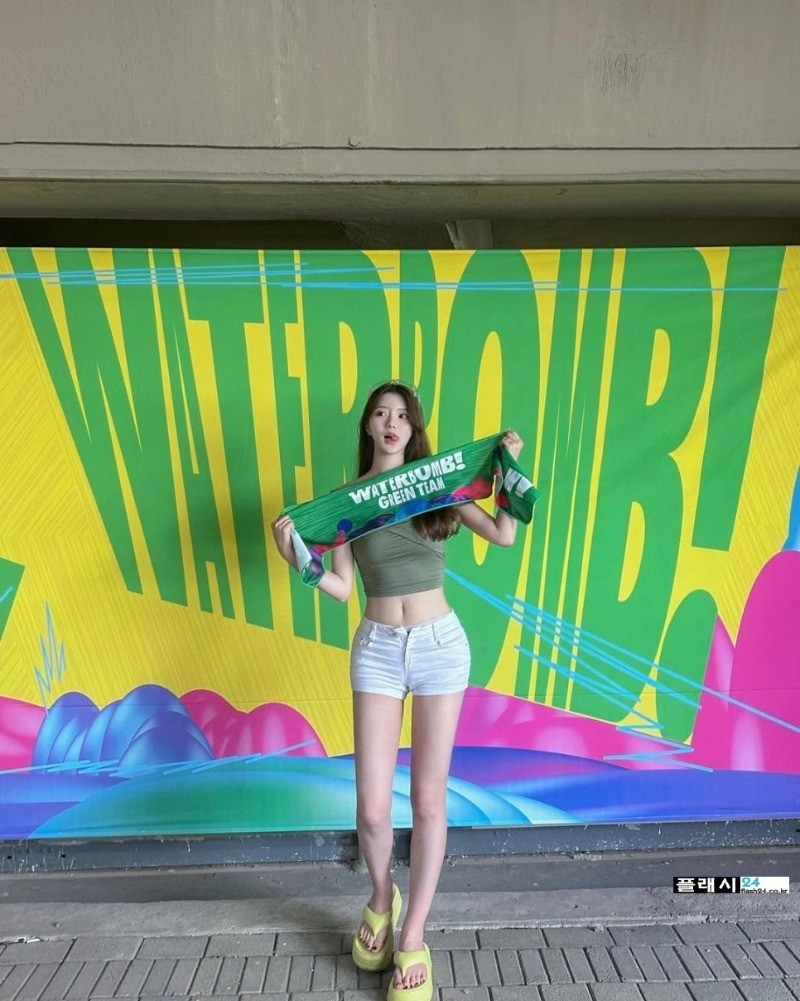 ㅇㅎ)윤지나 윤지나 데이트룩-6