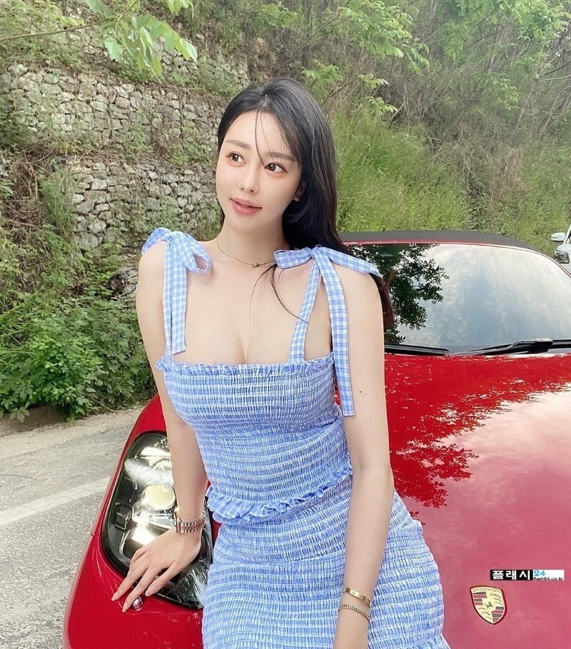 팝아트 화가 서카소 서윤 완벽한 비율-2